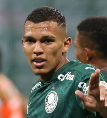 Toda a fortuna que o Palmeiras vai perder sem Gabriel Veron, o melhor do Verdão, nas semifinais da Copa Libertadores