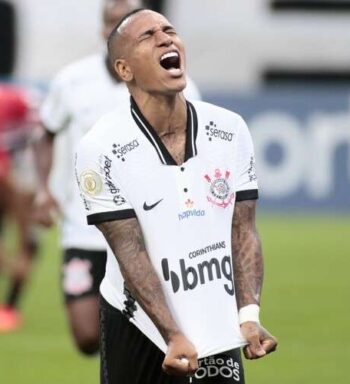Cazares e Otero retomam confiança e terminam ano com moral no Corinthians