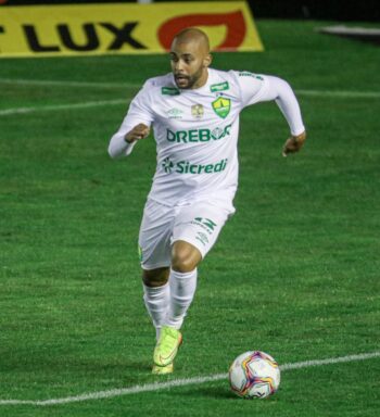 Romário cita força do elenco para Cuiabá superar fase de oscilação e voltar ao G-4