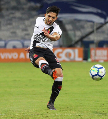 Andrey muda número de sua camisa