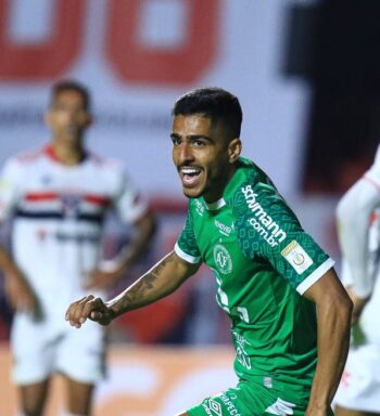 Após receber críticas, Kaio Nunes vibra com gol e vê “recomeço” na Chapecoense