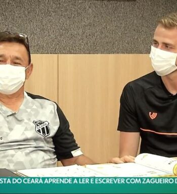 Zagueiro e massagista do Ceará emocionam como “professor” e aluno; assista