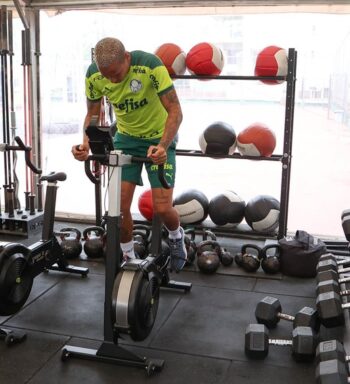 Marcos aposta em Deyverson “derrubando estádio” na final e diz que Palmeiras pode vencer Chelsea
