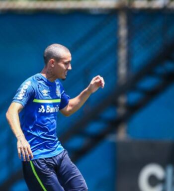 Bobsin deve ganhar mais oportunidade no elenco do Grêmio em 2022