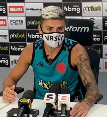 Gabriel Pec toma 2021 como lição e projeta temporada no Vasco: “Acho que vou deslanchar”