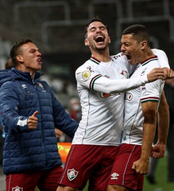 Exclusiva Saudações – André fala sobre concorrência no meio-campo e dupla com Felipe Melo