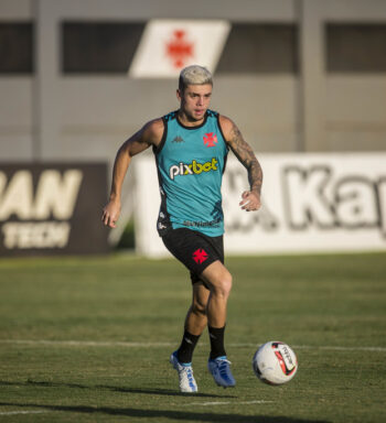 Jogador que mais atuou pelo Vasco na temporada, Pec completará 50 jogos nesta quarta contra o Avaí