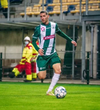 Ex-Vasco, Arthur Sales termina como artilheiro do Lommel SK em primeira temporada na Europa