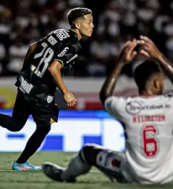 ADSON DOMINA VOTAÇÃO E É ELEITO CRAQUE DA RODADA DO PAULISTÃO