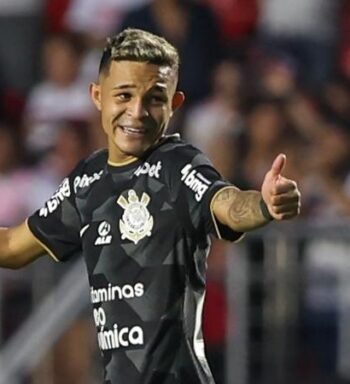 Adson: de passagem relâmpago pelo Real Madrid a protagonismo no Corinthians