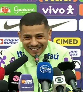 Ex-professora de André vibra com chegada do volante do Fluminense a Seleção