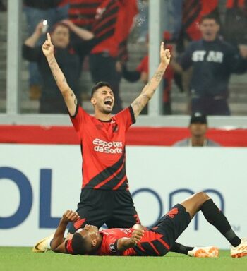 Pedro Henrique relembra expulsão em final da Libertadores e revela pedido a Petraglia: “Quero ficar no Athletico”