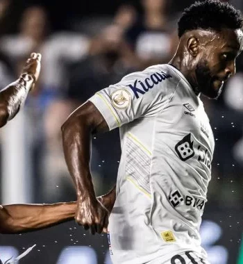 MENDOZA SUPERA DESCONFIANÇA DE PARTE DA TORCIDA E SE TORNA UM DOS DESTAQUES OFENSIVOS DO SANTOS