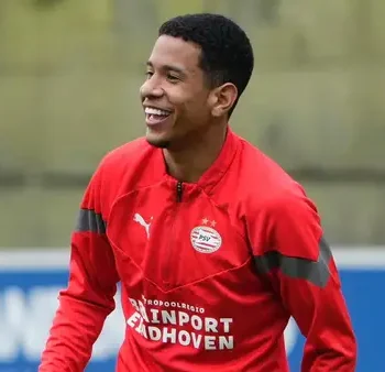 Jogador do PSV, Savinho revela desejo de voltar ao Atlético no futuro