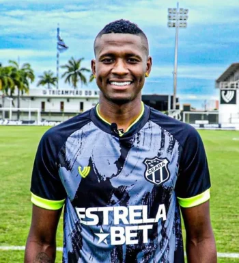 Ceará anuncia lateral-direito Orejuela para temporada 2023
