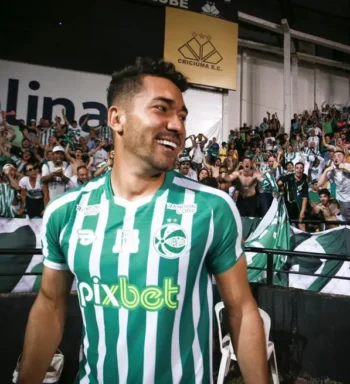 Jean Irmer completa 50 jogos pelo Juventude e comemora: “Colocar o nome na história”