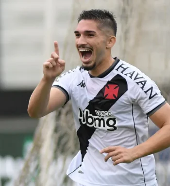 Agora adversário, ex-cria do Vasco vai voltar a São Januário pela primeira vez desde 2021