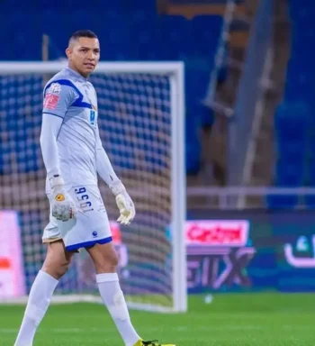 Com pênalti defendido e jogos sem ser vazado, Mailson brilha pelo Al Taawoun na Arábia Saudita