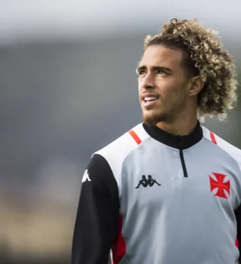 Figueiredo, do Vasco, comemora convocação: “Um dos momentos mais especiais da carreira”