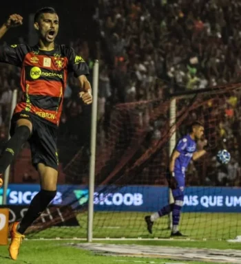 No Sport, Jorginho vive temporada mais goleadora da sua carreira; veja os números