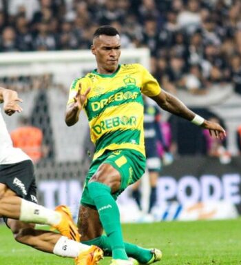 Titular absoluto, Matheus Alexandre completa 50 jogos pelo Cuiabá