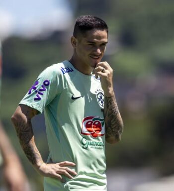 Khellven comemora primeiro torneio pela seleção brasileira: “Frio na barriga”