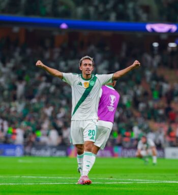 Ex-Flamengo, Matheus Gonçalves marca pela Champions e é eleito craque da partida