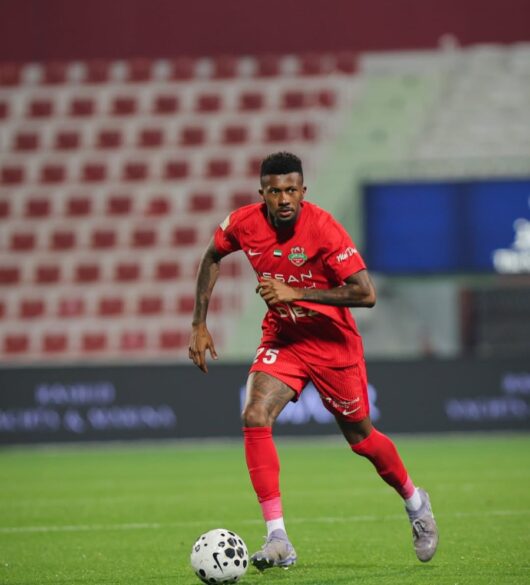 Igor Gomes se destaca como um dos melhores defensores da UAE Pro League pelo Shabab Al Ahli