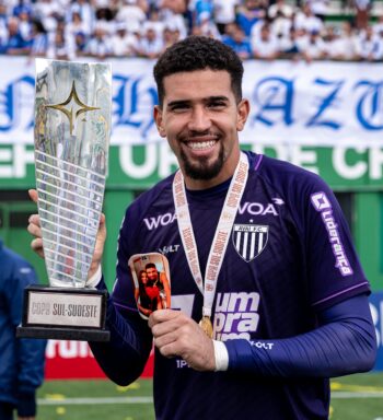 Emprestado pelo Cruzeiro, Léo Aragão é campeão da Copa Sul-Sudeste como titular do Avaí; confira