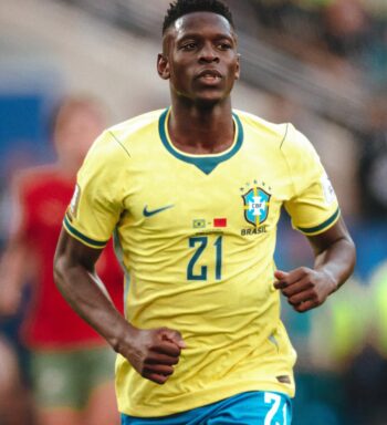 Luiz Henrique lidera o Brasil em participações em gols saindo do banco